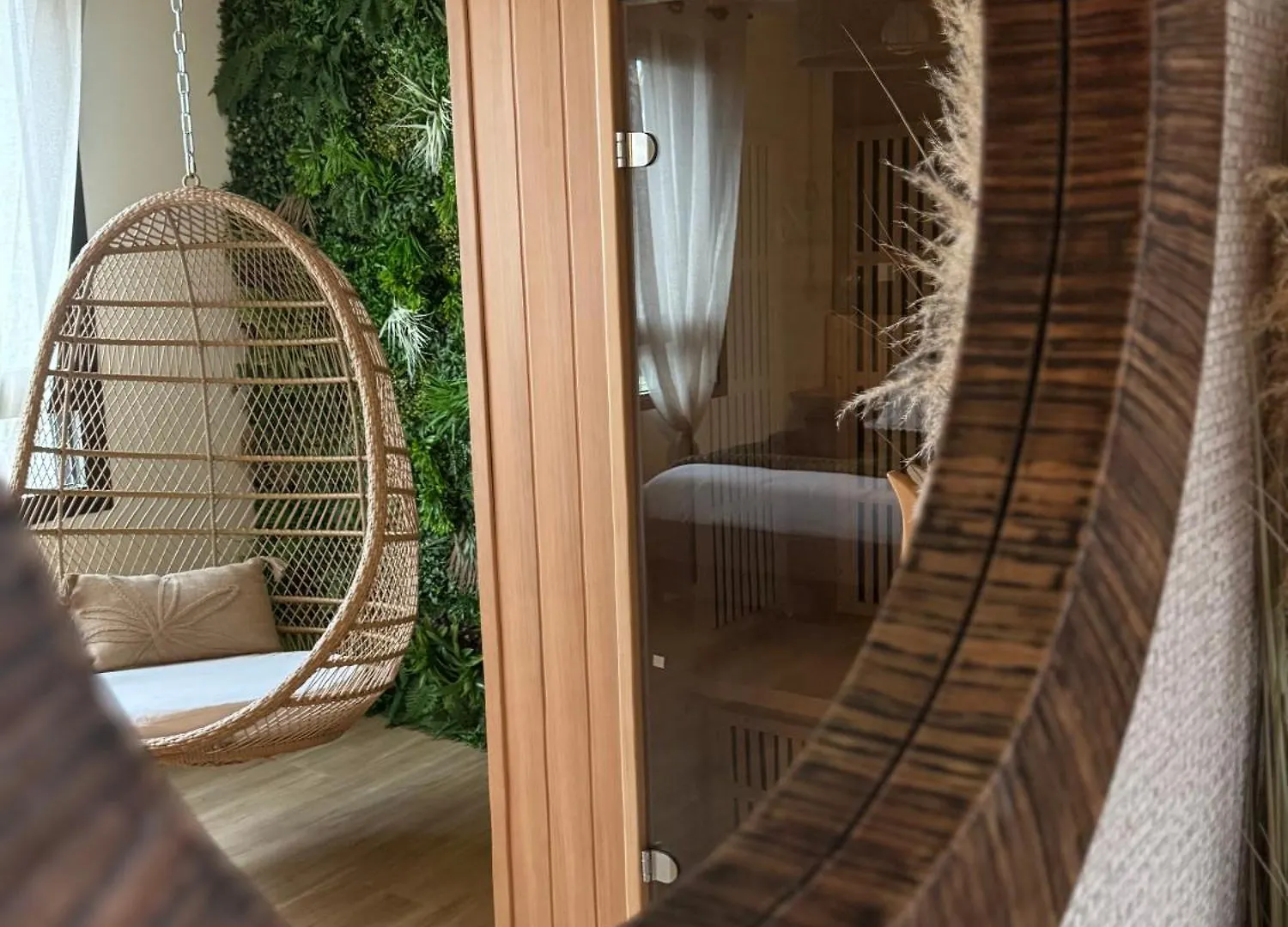 Suite Romantique - Escale A Bali Broons