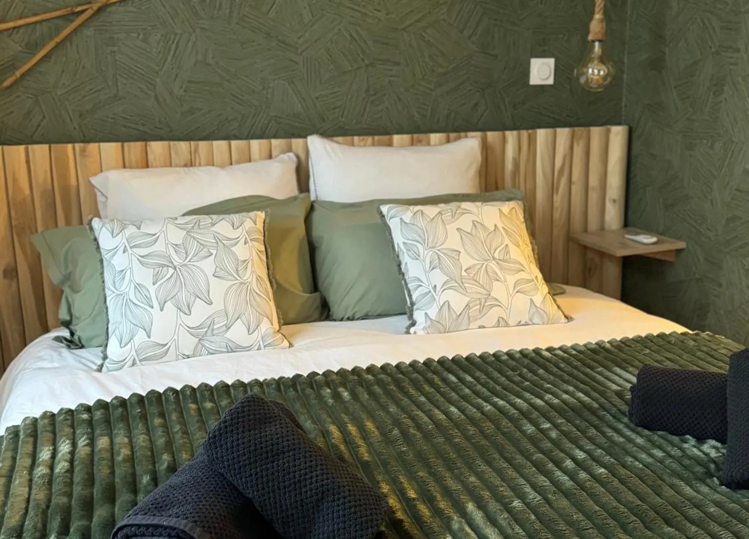 아파트 Suite Romantique - Escale A Bali Broons
